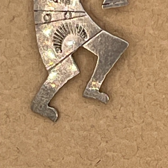 Sterling Silver Kokopelli Earrings Dangle 925 Dancer Feathers & Flute - Picture 11 of 14